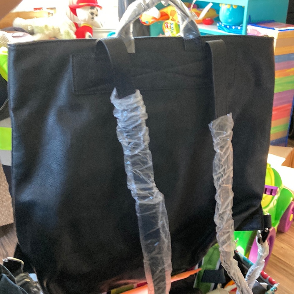 Thirtyone back pack - Picture 2 of 4